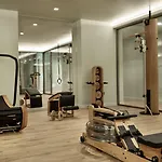 מלון Domus Blanc Boutique 5*