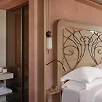 Domus Blanc Boutique فندق 5*