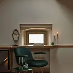 Domus Blanc Boutique فندق