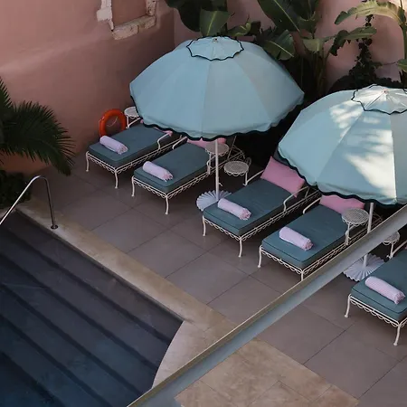 Domus Blanc Boutique 5*