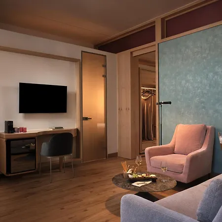 Domus Blanc Boutique